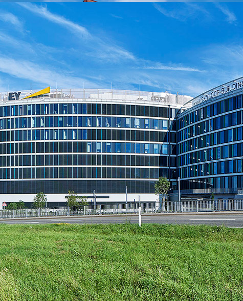 Pfostenriegel-Fassade SkyLoop Building